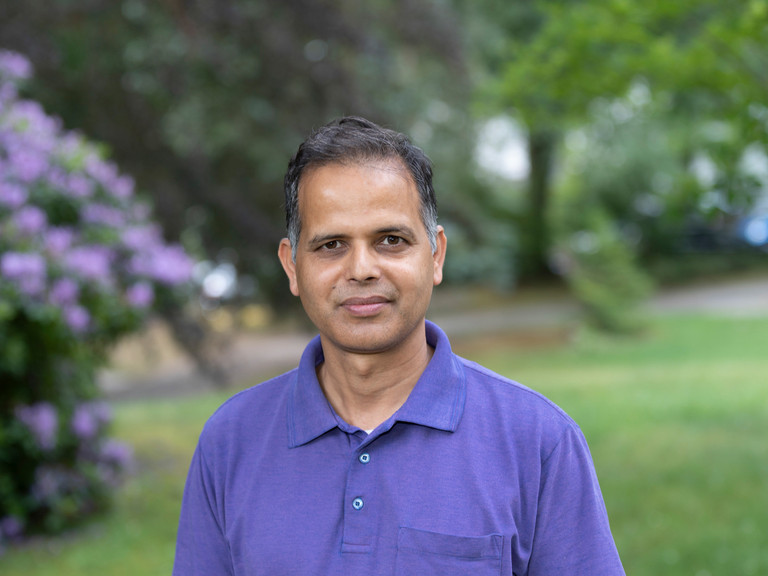 Vijay Kumar Vyas Ayurveda- und Yoga-Therapeut