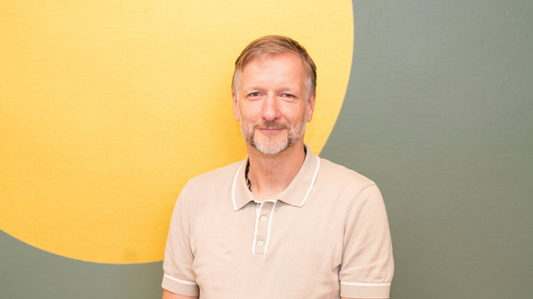 Elmar Stapelfeldt, Heilpraktiker und M.A. in Indologie