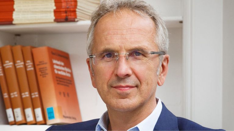 Immanuel Krankenhaus Berlin - Naturheilkunde - Nachricht - Kalt-Warmreize zur Abhärtung für Körper - Tipps von Prof. Andreas Michalsen bei B.Z.