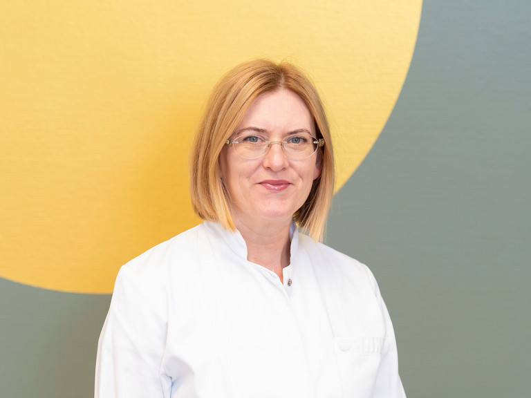 Susanne Frank, Oberärztin und Ärztliche Leiterin des Immanuel Ayurveda Zentrums Susanne Frank, Oberärztin und Ärztliche Leiterin des Immanuel Ayurveda Zentrums